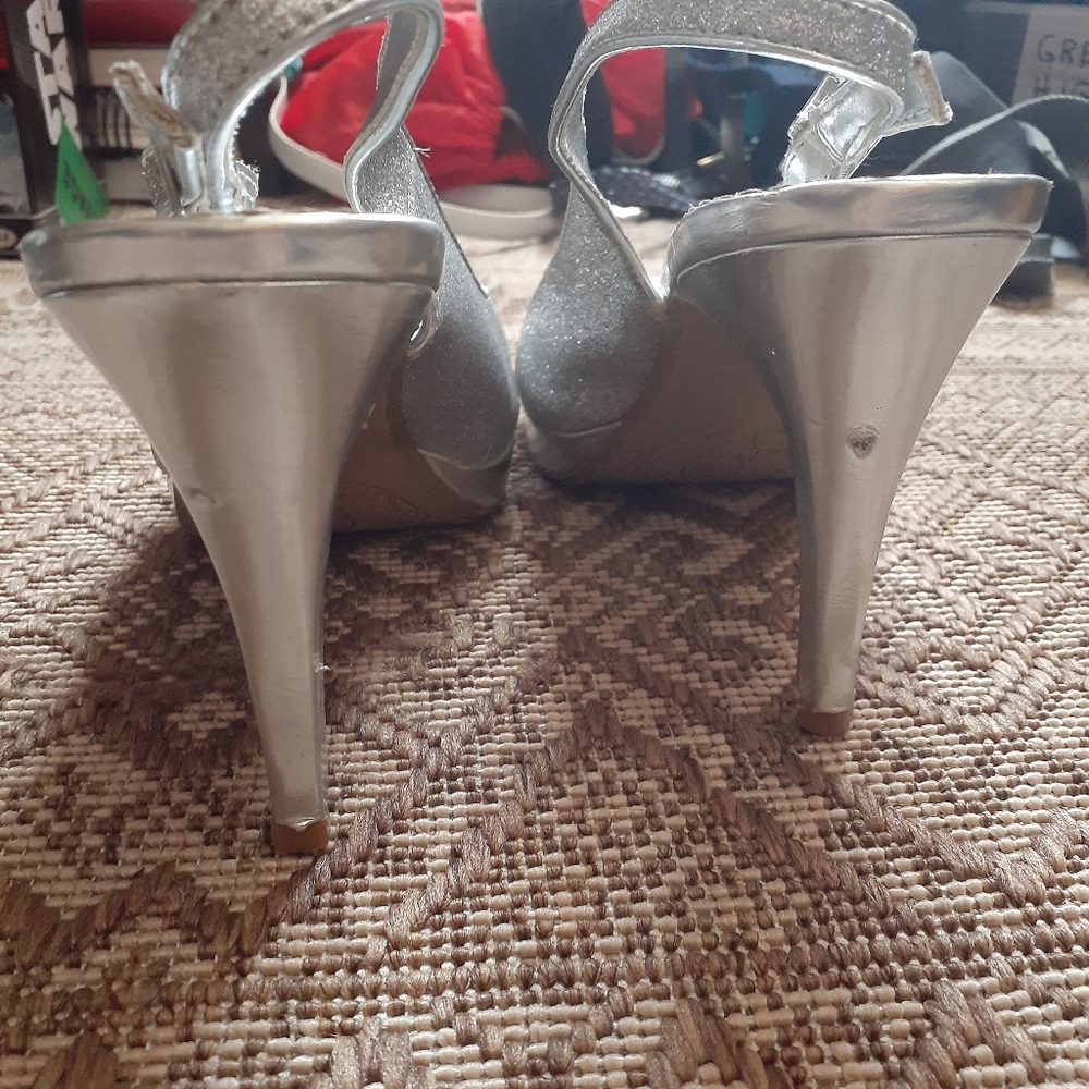 Rampage Silver Glitter Peeptoe Slingback Heels 8.5 - Picture 6 of 10